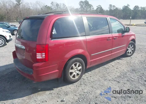 2010 Chrysler Town & Country Touring from USA, damaged, VIN 2A4RR5D1XAR128812